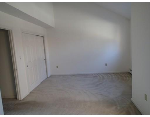 28 Wilson St, Marlborough, MA 01752