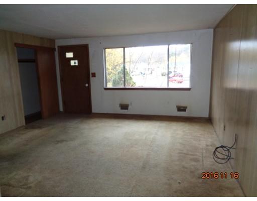 27 Conrad Rd, Marlborough, MA 01752