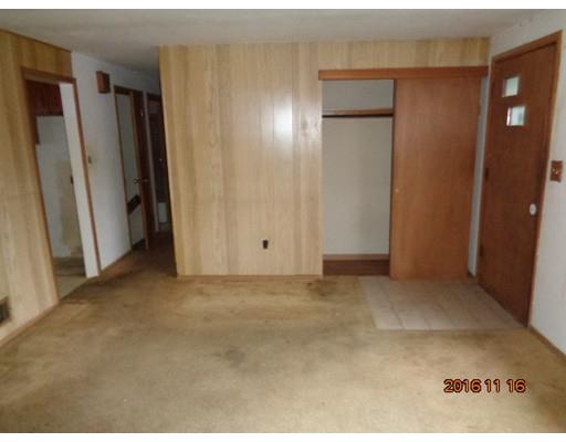 27 Conrad Rd, Marlborough, MA 01752
