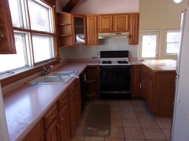6 Austin RoadBillerica, MA, 01821Middlesex County