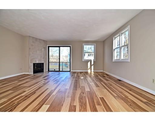 53 Riverdale Ave, Haverhill, MA 01835