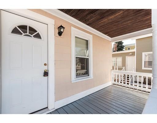 10-12 Dracut St, Lawrence, MA 01843