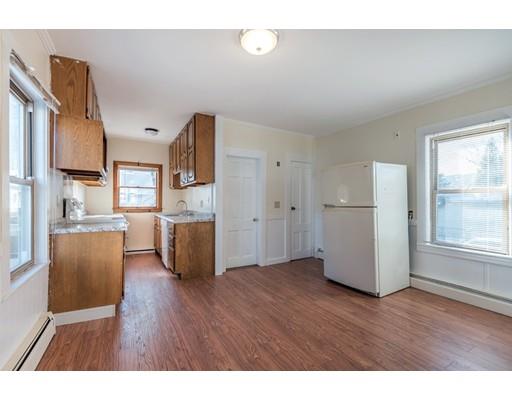 10-12 Dracut St, Lawrence, MA 01843
