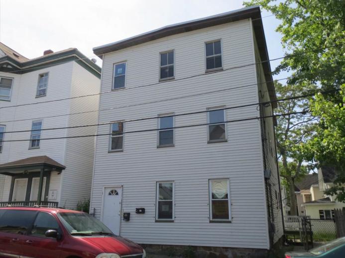 58 Crosby Street03Lawrence, MA, 01843Essex County