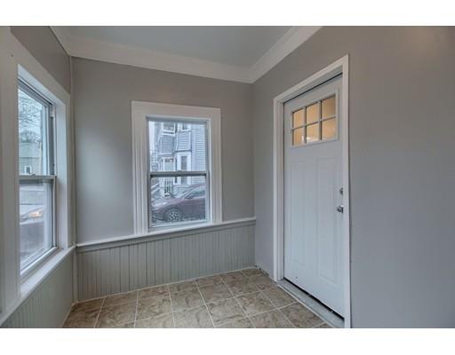 33 Camden St, Methuen, MA 01844
