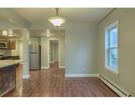 33 Camden St, Methuen, MA 01844