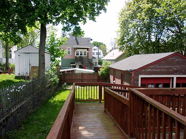 113 Lilley AveLowell, MA, 01850Middlesex County