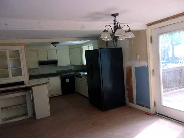 113 Lilley AveLowell, MA, 01850Middlesex County