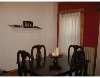 19 Burnside St, Lowell, MA 01851