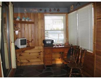 19 Burnside St, Lowell, MA 01851