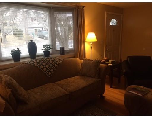 25 Wedgemere Dr, Lowell, MA 01852