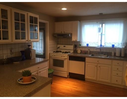 25 Wedgemere Dr, Lowell, MA 01852