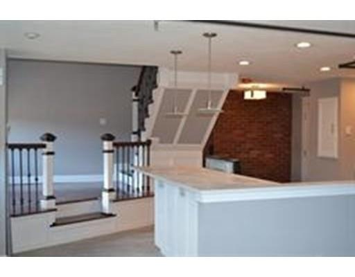 200 Market St, Lowell, MA 01852