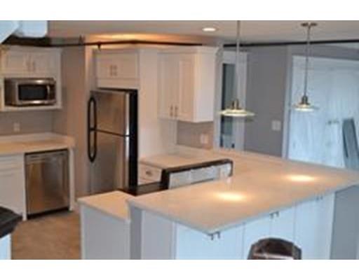 200 Market St, Lowell, MA 01852