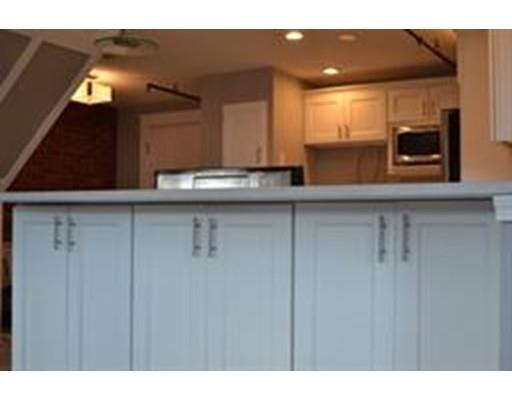 200 Market St, Lowell, MA 01852
