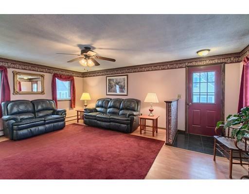 70 Virginia Ave, Lowell, MA 01852