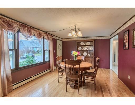 70 Virginia Ave, Lowell, MA 01852