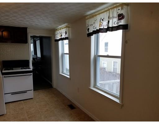 20-22 Cady St, Lowell, MA 01852