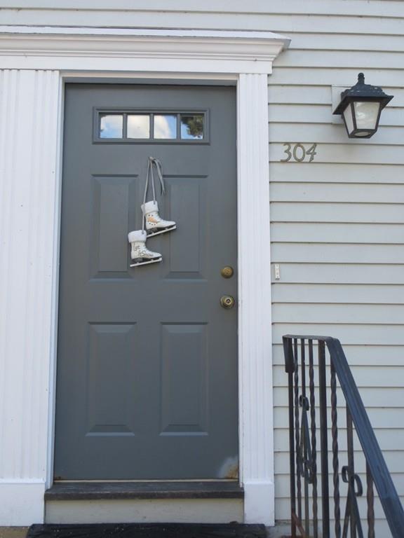 304Wellman Ave, North Chelmsford, MA 01863