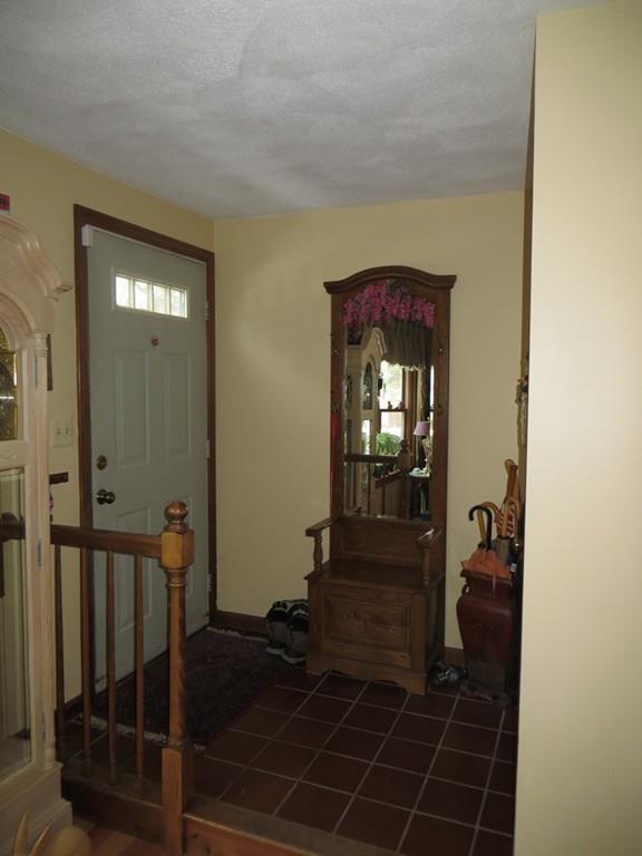 304Wellman Ave, North Chelmsford, MA 01863