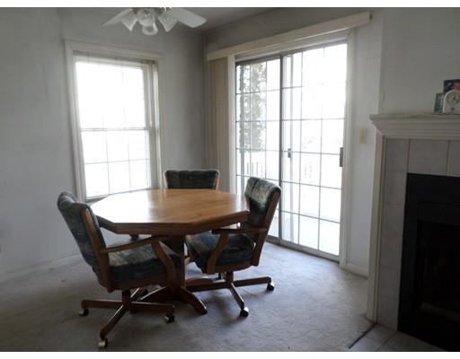 209 Gazebo Cir, Reading, MA 01867