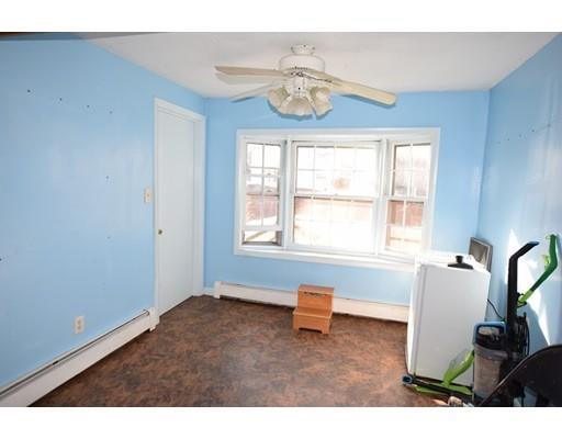 11 Bancroft St, Tyngsborough, MA 01879