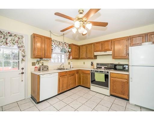 7 Birchmont St, Tyngsborough, MA 01879
