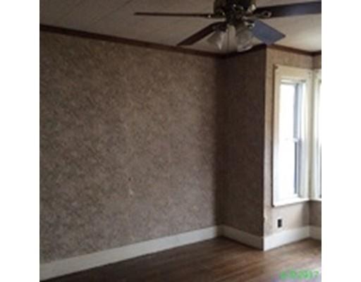 69 Lexington St, Lynn, MA 01902