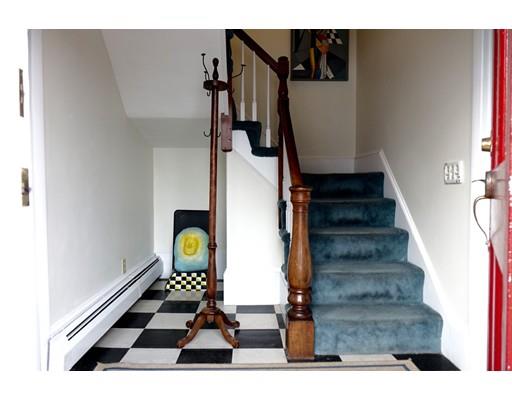 24 Green St, Ipswich, MA 01938