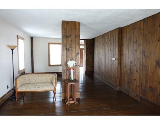 24 Green St, Ipswich, MA 01938