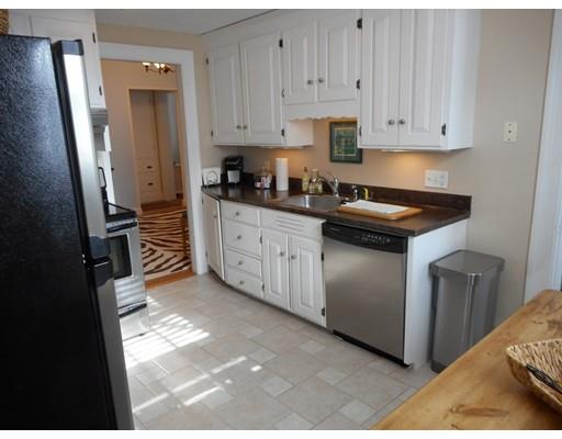 259 Lafayette St, Salem, MA 01970