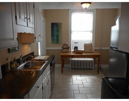 259 Lafayette St, Salem, MA 01970