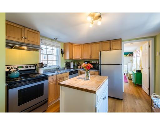 74 Essex St, Salem, MA 01970