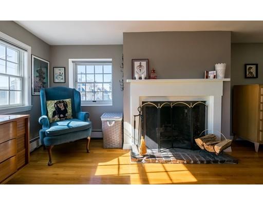 74 Essex St, Salem, MA 01970