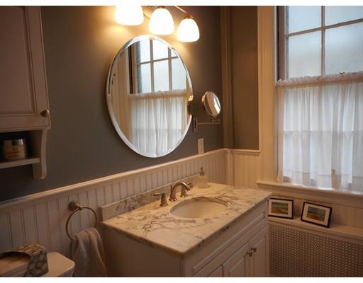 255 Lafayette St, Salem, MA 01970