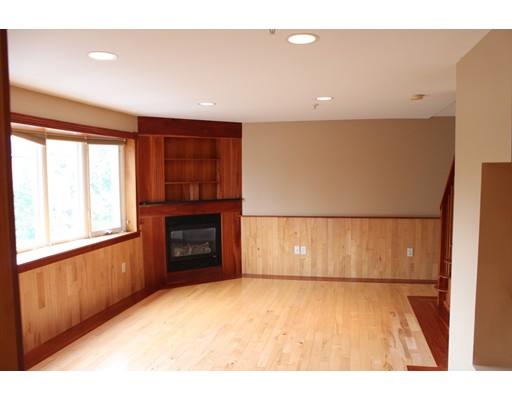 24 Glenwood Avenue, Walpole, MA 02081