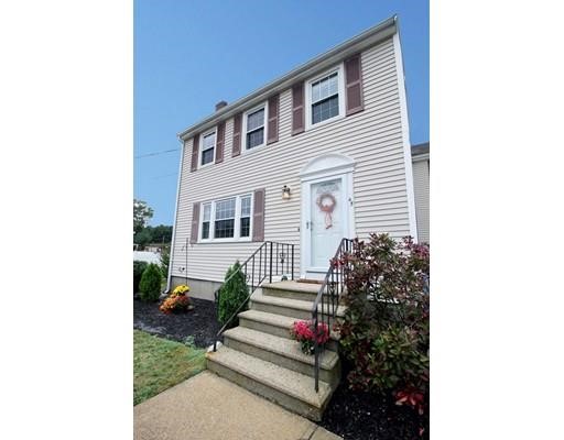 45 Cobb Rd, Wrentham, MA 02093