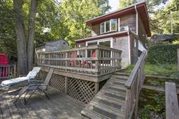 71 Walnut St, Wrentham, MA 02093