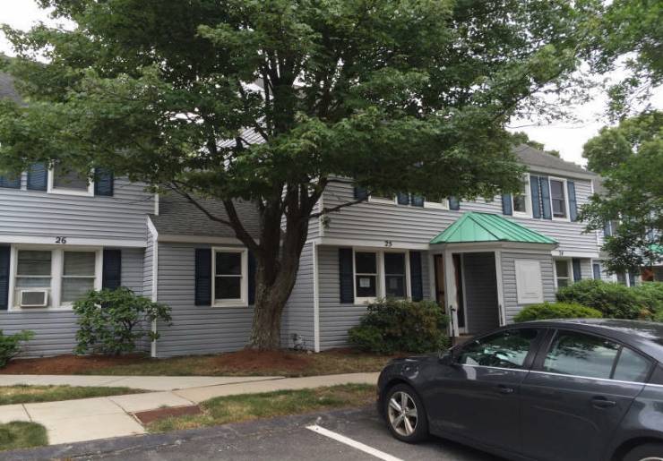 25 Victoria Heights RdHyde Park, MA, 02136Suffolk County