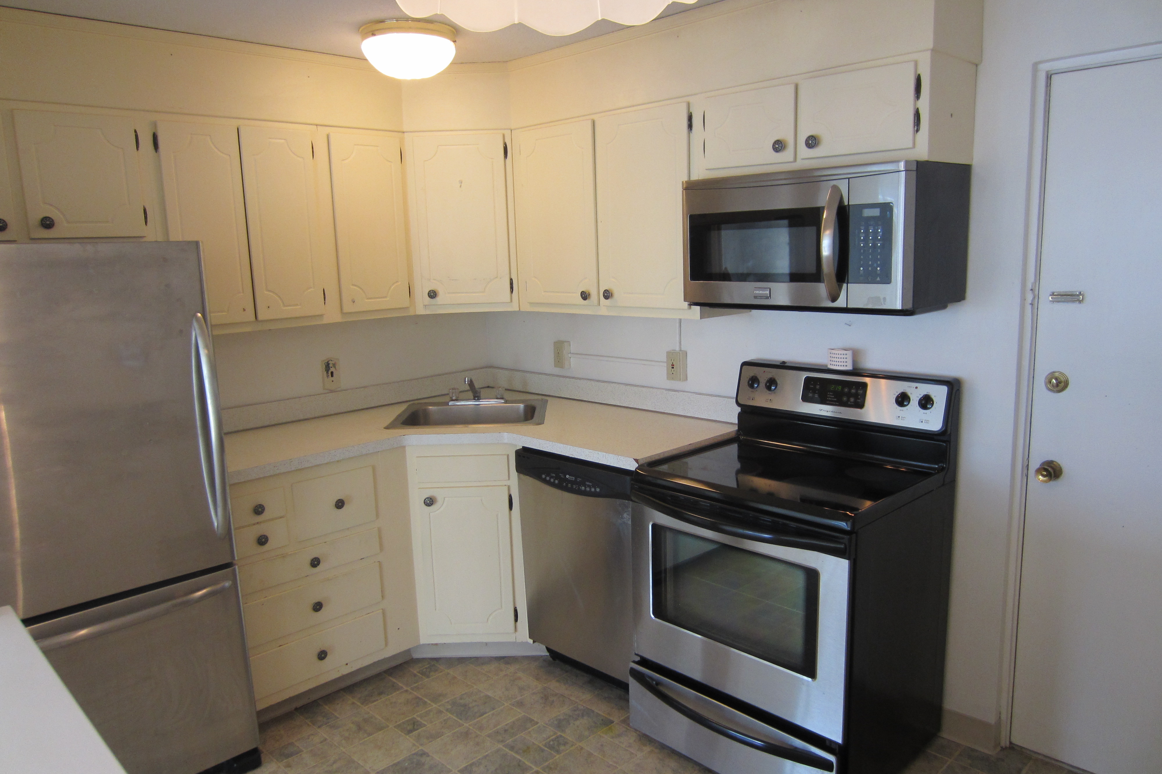 53 Melrose St #2H, Melrose, MA 02176