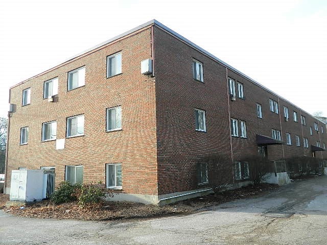 97 Colonel Bell Dr Unit #1Brockton, MA, 02301Plymouth County
