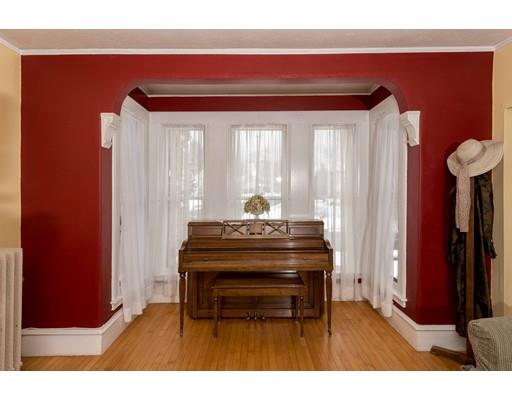 166 Clifton Ave, Brockton, MA 02301