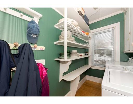 166 Clifton Ave, Brockton, MA 02301
