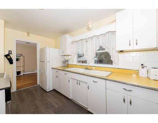 72 Verne St, Brockton, MA 02301
