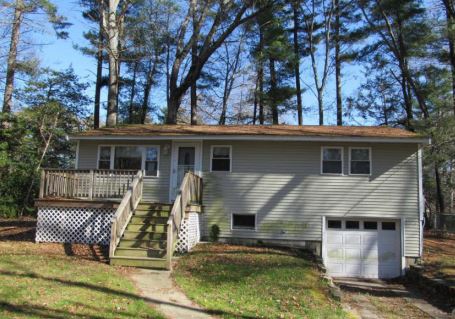17 Hemlock RdHalifax, MA, 02338Plymouth County