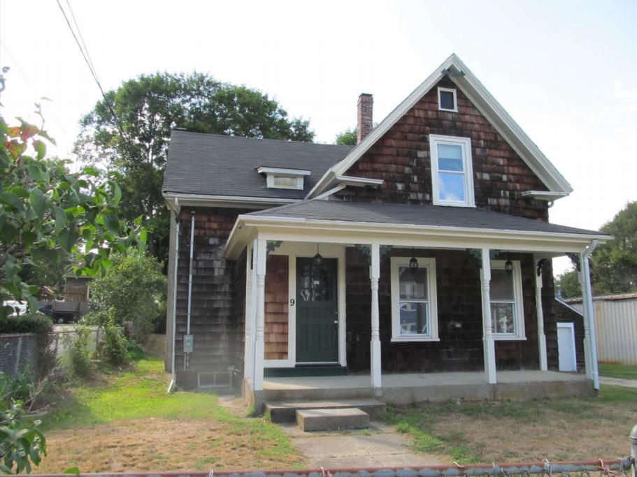 9 Lane StMiddleboro, MA, 02346Plymouth County