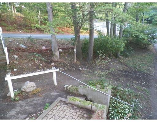 2 Grandview Dr, Plymouth, MA 02360