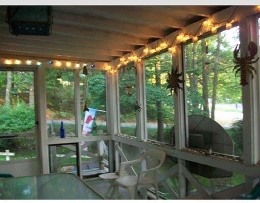 2 Grandview Dr, Plymouth, MA 02360