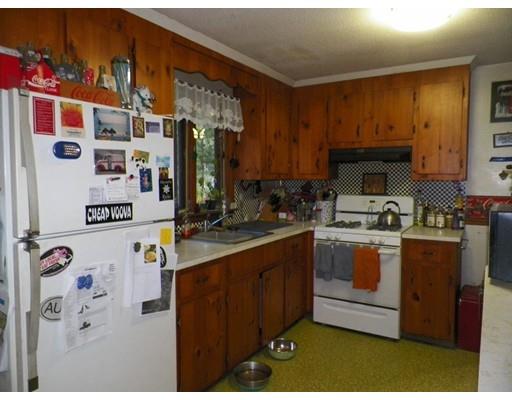 2 Grandview Dr, Plymouth, MA 02360