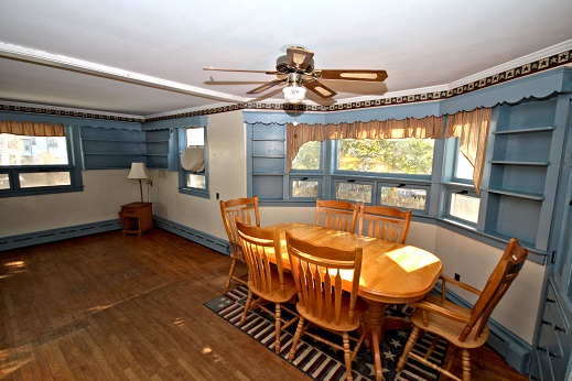 66 Standish Ave, Plymouth, MA 02360